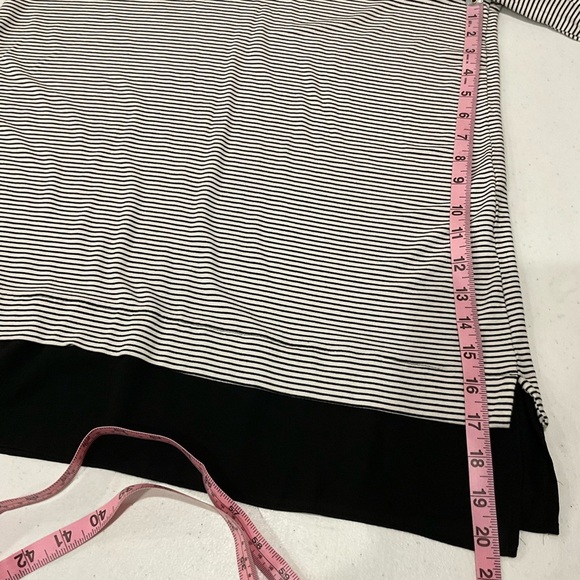 Chico's Long Sleeve Striped Tunic Black/White Sheer Trim Women’s Sz 8 Chico’s 1 - Picture 5 of 10